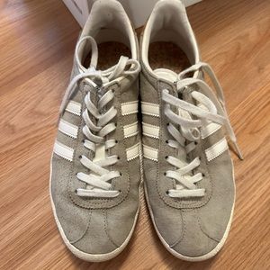 Adidas gazelle gray sneakers